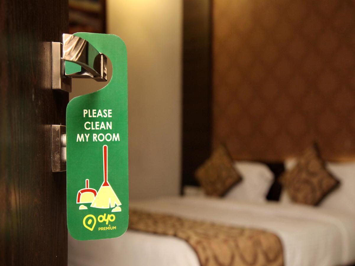 Oyo 905 Galaxy View Hotel Prayagraj Exterior foto