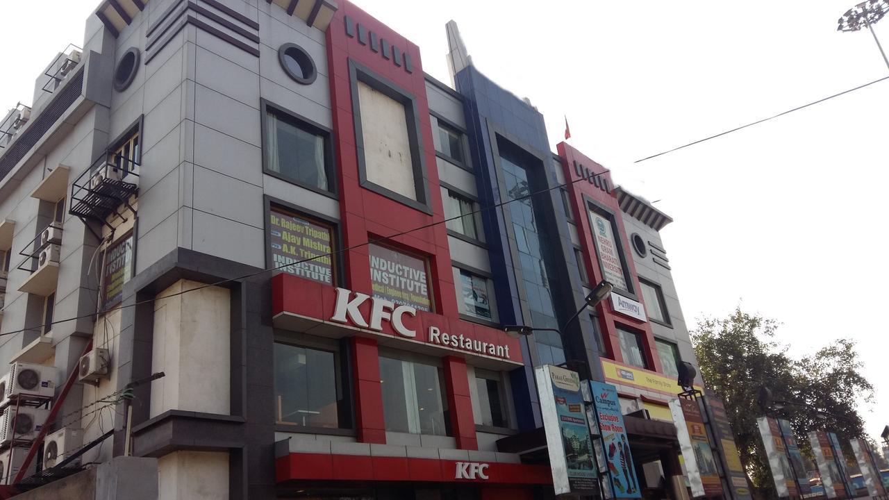 Oyo 905 Galaxy View Hotel Prayagraj Exterior foto